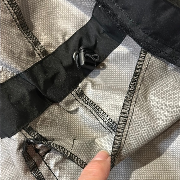 Avalanche Black Utility/Rain Jacket Durable lightweight Casual Wear. Large - Picture 13 of 14